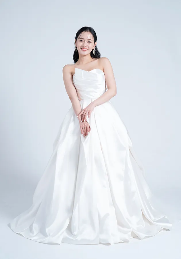 ウェディングドレス03