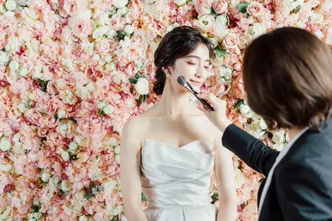 ヘアセットとメイク