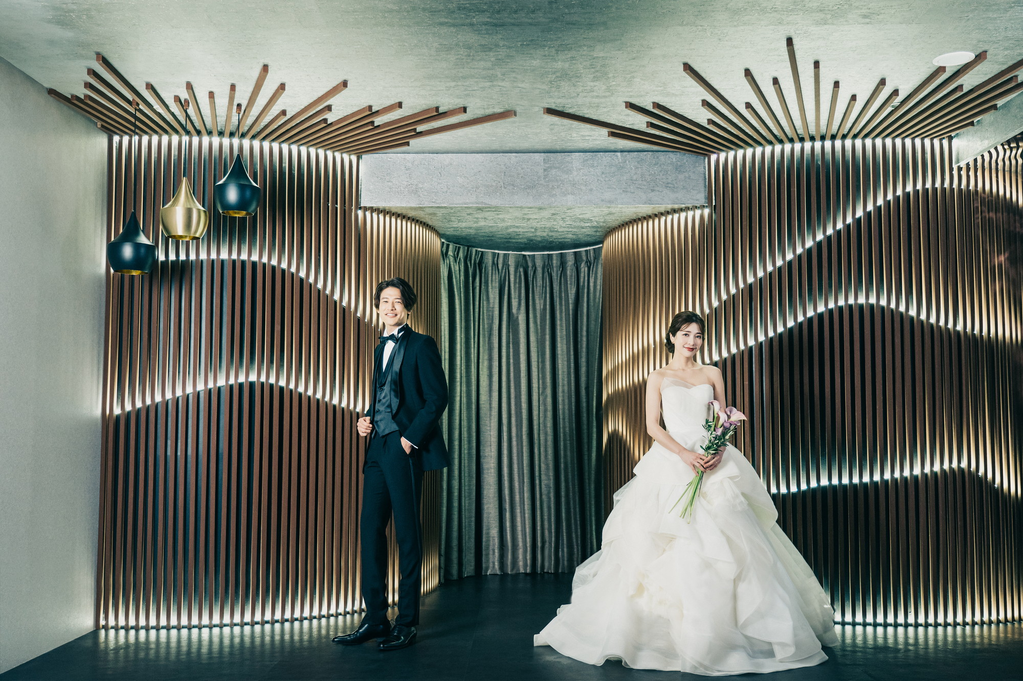 結婚式の前撮りで着られるおしゃれなウェディングドレス | studio LUMINOUS